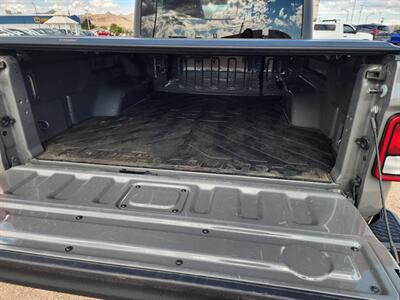 2023 Jeep Gladiator Willys - Photo 8 - Lake Havasu City, AZ 86403