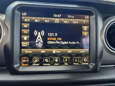 2023 Jeep Gladiator Willys - Photo 24 - Lake Havasu City, AZ 86403