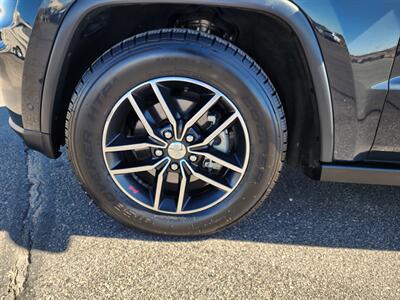 2018 Jeep Grand Cherokee Trailhawk - Photo 9 - Lake Havasu City, AZ 86403