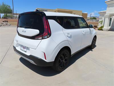 2023 Kia Soul LX   - Photo 8 - Lake Havasu Cit, AZ 86403