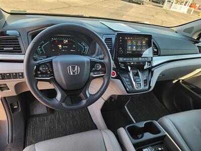 2023 Honda Odyssey Touring   - Photo 2 - Lake Havasu Cit, AZ 86403
