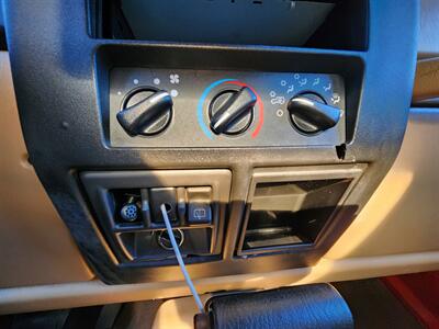 2001 Jeep Wrangler Sport   - Photo 22 - Lake Havasu City, AZ 86403