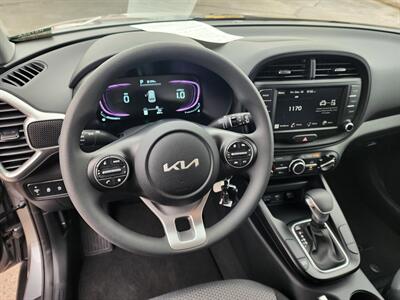 2025 Kia Soul LX   - Photo 2 - Lake Havasu City, AZ 86403