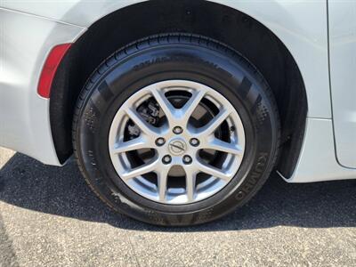 2024 Chrysler Pacifica Touring L   - Photo 11 - Lake Havasu Cit, AZ 86403