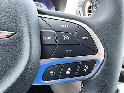 2024 Chrysler Pacifica Touring L   - Photo 20 - Lake Havasu Cit, AZ 86403