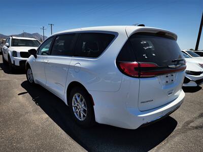 2024 Chrysler Pacifica Touring L   - Photo 2 - Lake Havasu Cit, AZ 86403