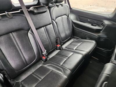 2023 Jeep Wagoneer L Series II - Photo 16 - Lake Havasu City, AZ 86403