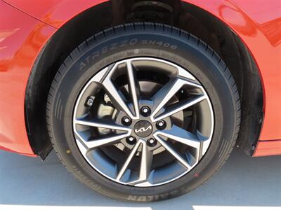 2023 Kia Forte LXS   - Photo 5 - Lake Havasu Cit, AZ 86403