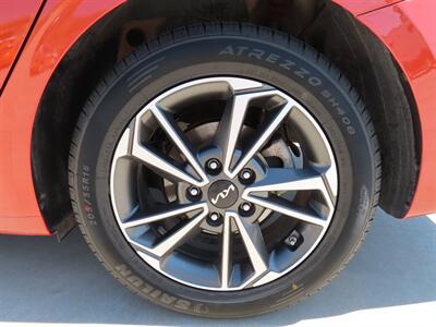 2023 Kia Forte LXS   - Photo 6 - Lake Havasu Cit, AZ 86403