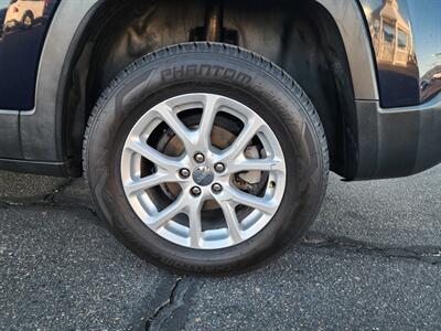 2015 Jeep Cherokee Sport - Photo 8 - Lake Havasu City, AZ 86403