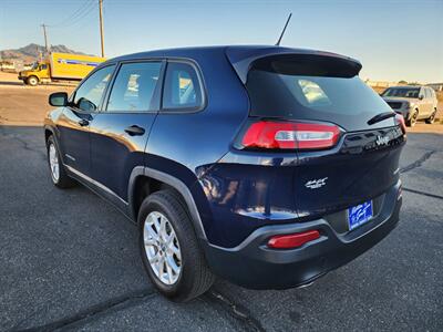 2015 Jeep Cherokee Sport - Photo 6 - Lake Havasu City, AZ 86403