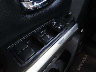 2018 Nissan Titan SV   - Photo 21 - Lake Havasu Cit, AZ 86403