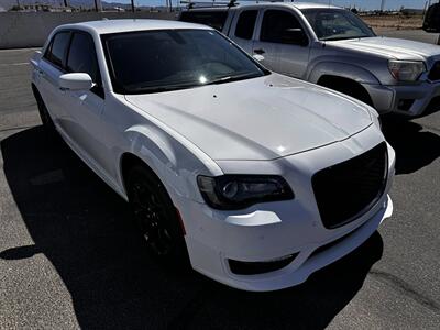 2023 Chrysler 300 Series Touring L   - Photo 2 - Lake Havasu Cit, AZ 86403