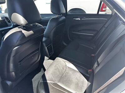 2023 Chrysler 300 Series Touring L   - Photo 5 - Lake Havasu Cit, AZ 86403