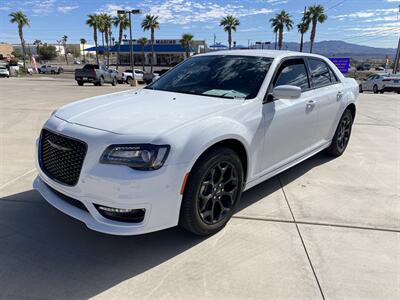 2023 Chrysler 300 Series Touring L   - Photo 3 - Lake Havasu Cit, AZ 86403
