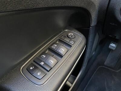 2023 Chrysler 300 Series Touring L   - Photo 17 - Lake Havasu Cit, AZ 86403