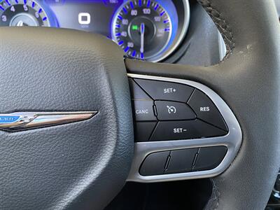 2023 Chrysler 300 Series Touring L   - Photo 21 - Lake Havasu Cit, AZ 86403