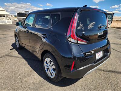 2023 Kia Soul LX   - Photo 6 - Lake Havasu Cit, AZ 86403