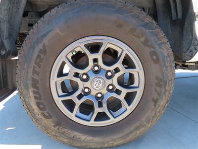 2018 Toyota Tacoma SR5   - Photo 10 - Lake Havasu Cit, AZ 86403