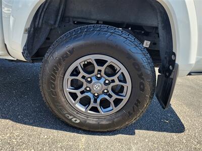 2018 Toyota Tacoma SR5   - Photo 11 - Lake Havasu Cit, AZ 86403