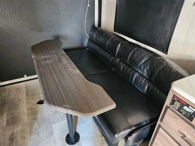 2022 GENESIS 2414LE   - Photo 15 - Lake Havasu Cit, AZ 86403