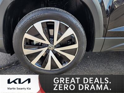 2022 Volkswagen Taos SE   - Photo 9 - Lake Havasu Cit, AZ 86403