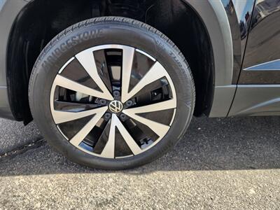 2022 Volkswagen Taos SE   - Photo 9 - Lake Havasu Cit, AZ 86403