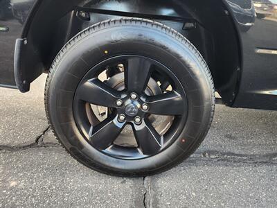 2017 RAM 1500 Express   - Photo 12 - Lake Havasu City, AZ 86403