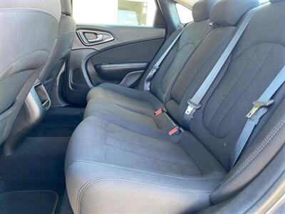 2015 Chrysler 200 Limited   - Photo 9 - Lake Havasu Cit, AZ 86403