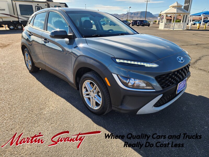 2022 Hyundai KONA SE - Photo 1 - Lake Havasu Cit, AZ 86403