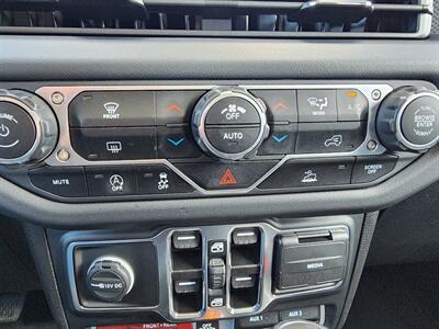 2024 Jeep Wrangler Rubicon   - Photo 25 - Lake Havasu Cit, AZ 86403