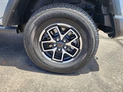 2024 Jeep Wrangler Rubicon   - Photo 9 - Lake Havasu Cit, AZ 86403