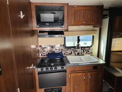 2017 Jayco JAY FEATHER   - Photo 8 - Lake Havasu City, AZ 86403