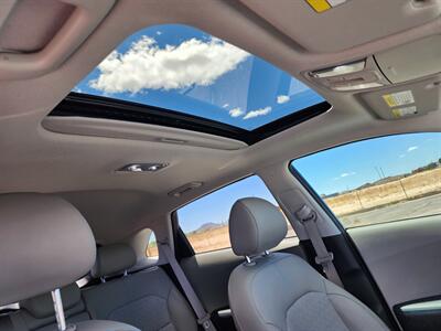 2021 Kia Niro Touring   - Photo 12 - Lake Havasu Cit, AZ 86403