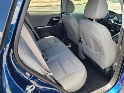 2021 Kia Niro Touring   - Photo 14 - Lake Havasu Cit, AZ 86403