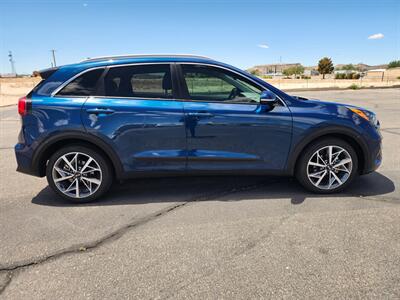 2021 Kia Niro Touring   - Photo 4 - Lake Havasu Cit, AZ 86403