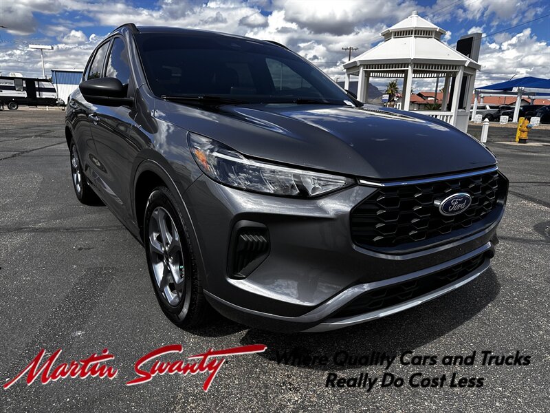 2023 Ford Escape ST-Line   - Photo 1 - Lake Havasu City, AZ 86403