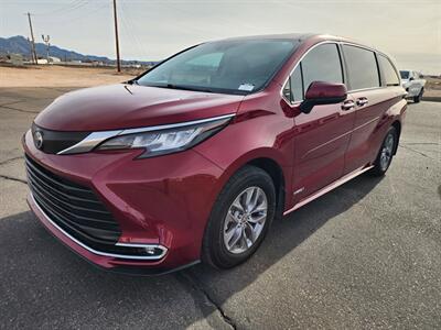 2021 Toyota Sienna XLE   - Photo 3 - Lake Havasu City, AZ 86403