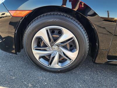 2020 Honda Civic LX   - Photo 9 - Lake Havasu Cit, AZ 86403