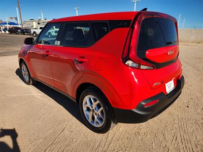 2022 Kia Soul S   - Photo 6 - Lake Havasu City, AZ 86403