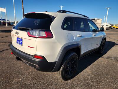2019 Jeep Cherokee Trailhawk   - Photo 5 - Lake Havasu Cit, AZ 86403