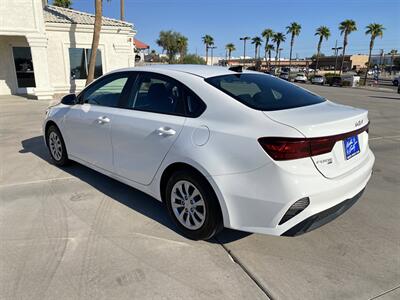 2023 Kia Forte LX - Photo 4 - Lake Havasu City, AZ 86403