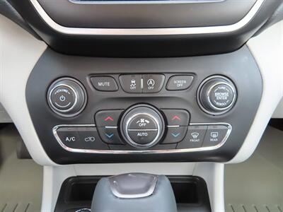 2021 Jeep Cherokee Latitude Lux - Photo 26 - Lake Havasu City, AZ 86403