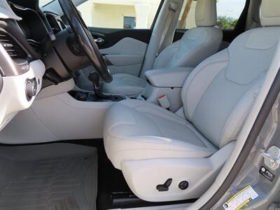 2021 Jeep Cherokee Latitude Lux - Photo 12 - Lake Havasu City, AZ 86403