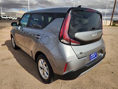 2023 Kia Soul LX   - Photo 6 - Lake Havasu City, AZ 86403