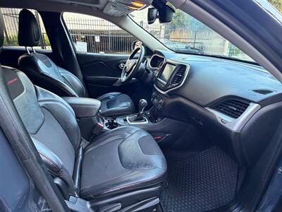 2017 Jeep Cherokee Trailhawk - Photo 18 - Los Angeles, CA 90025