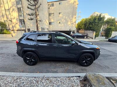 2017 Jeep Cherokee Trailhawk - Photo 4 - Los Angeles, CA 90025