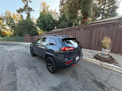 2017 Jeep Cherokee Trailhawk - Photo 7 - Los Angeles, CA 90025