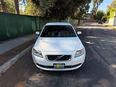 2010 Volvo S40 2.4i - Photo 2 - Los Angeles, CA 90025