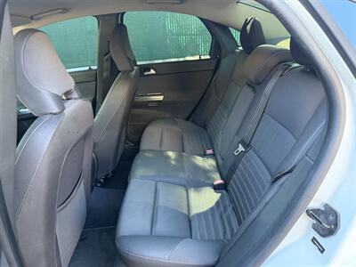 2010 Volvo S40 2.4i - Photo 14 - Los Angeles, CA 90025